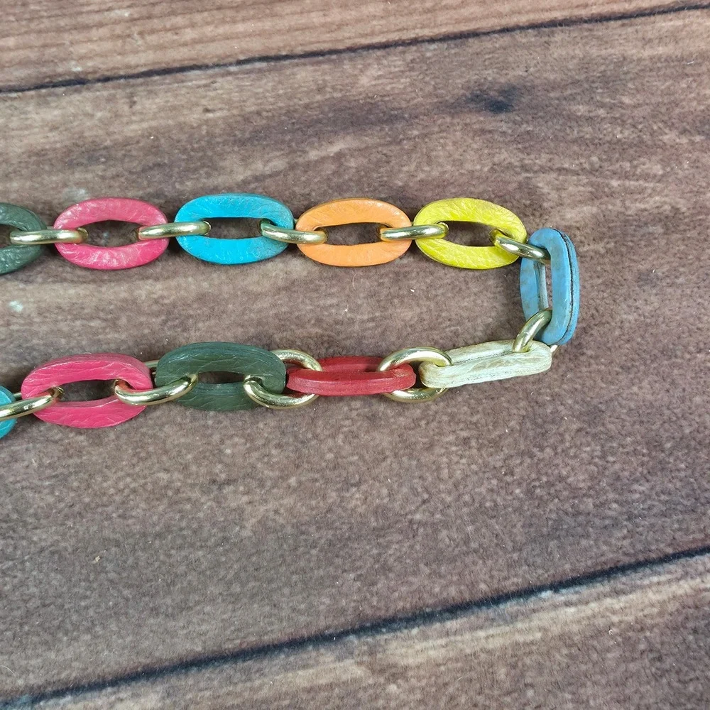 Chain Belt Womens OS Multi Color Good Textured Link Gold Tone Hardware